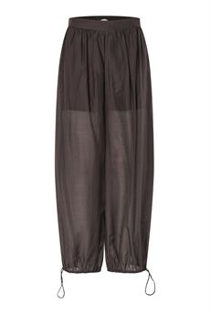 SECOND FEMALE BUKSER, HIDIE TROUSERS, CHOCOLATE TORT